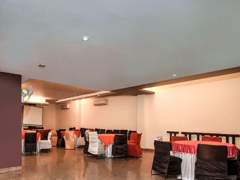 Hotel O Kochar Plaza Дели Экстерьер фото
