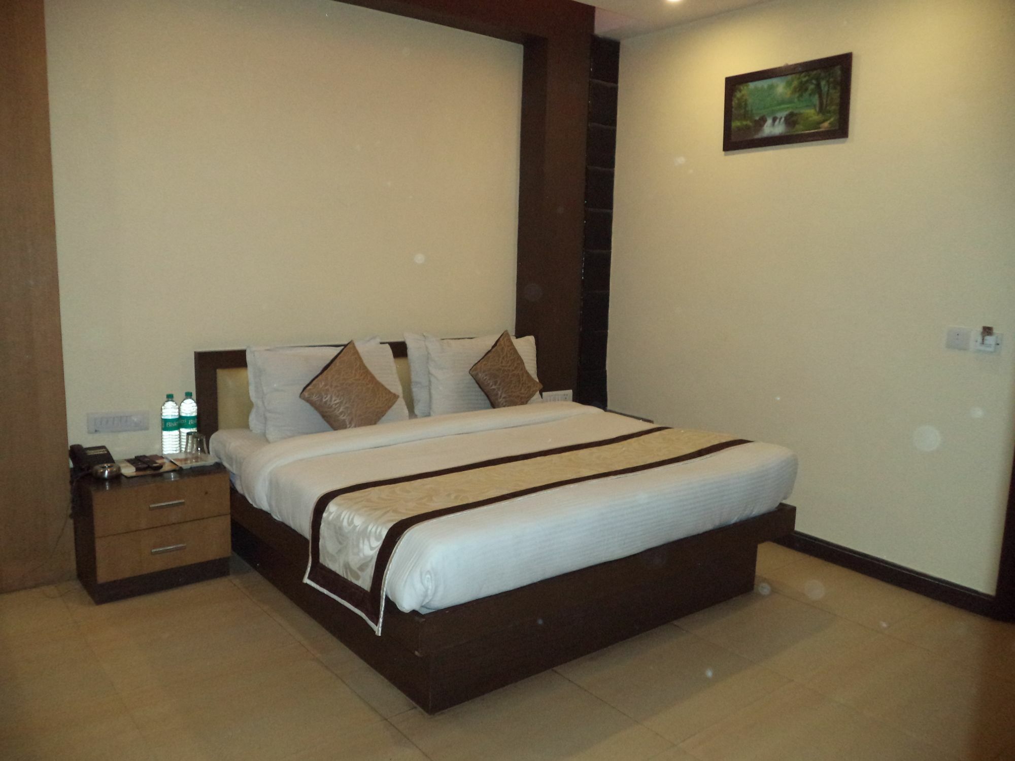 Hotel O Kochar Plaza Дели Экстерьер фото